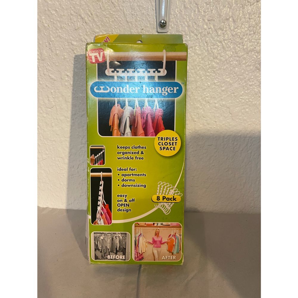 Wonder hanger